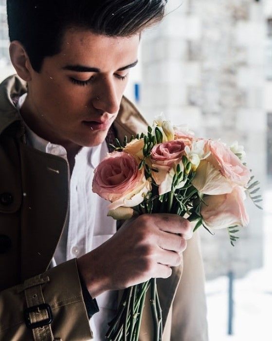 genethlia-louloudia-gia-antra