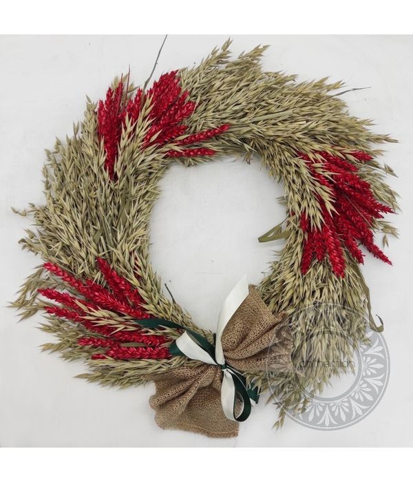 Wreath with red details