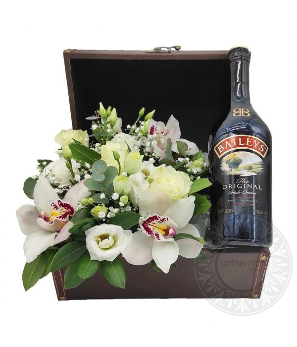 White flowers paired with Bailey's