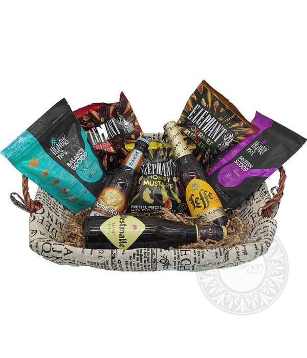 Basket with beers and nuts