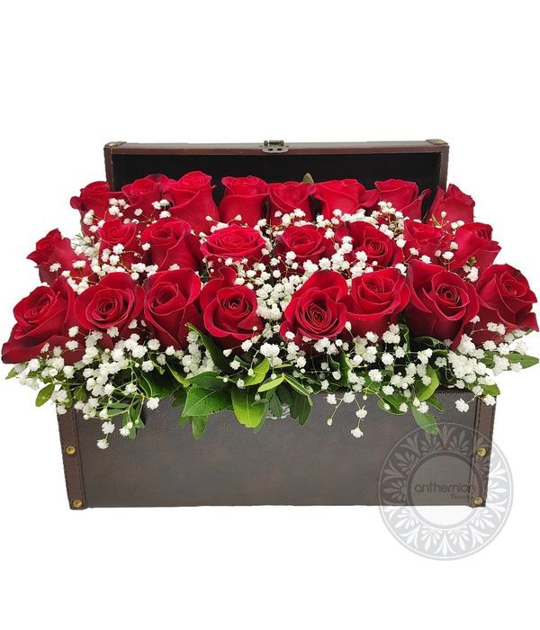 Μπαουλάκι με 24 κόκκινα τριαντάφυλλα