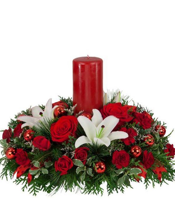 Christmas arrangement with candle