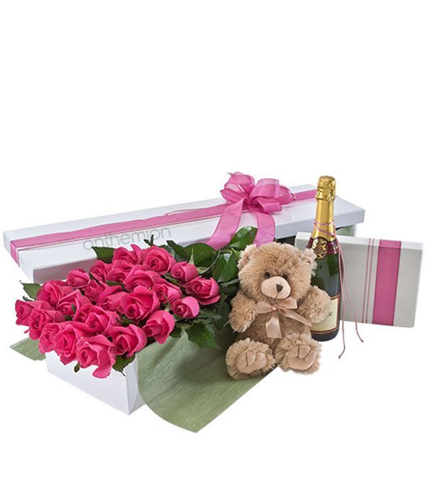 Everlasting Deluxe Love with Pink Roses