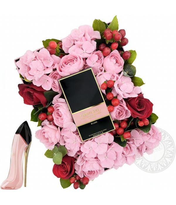 Λουλούδια σε κουτί με άρωμα Good Girl Blush Eau De Parfum 30 ml