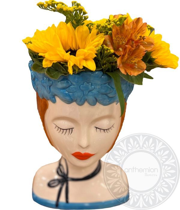 Ariadne with sunflowers