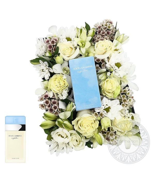 Λευκή σύνθεση και DOLCE&GABBANA Light Blue 30ml για γυναίκα