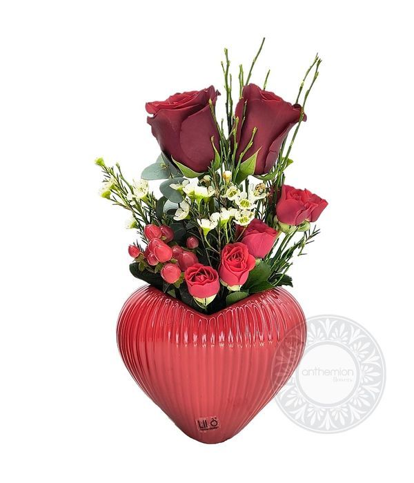 Κεραμική καρδιά με τριαντάφυλλα