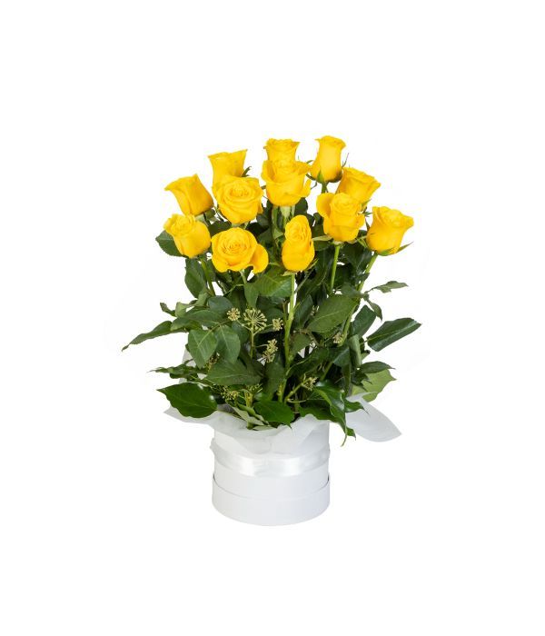 12 Yellow Roses in hat box