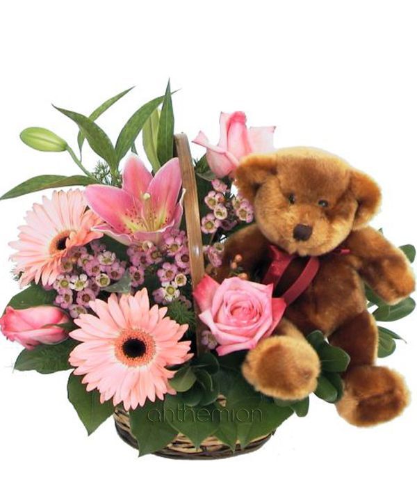 Ροζ λουλούδια και αρκουδάκι