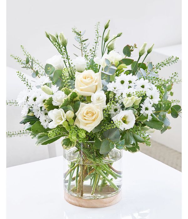 White serenade bouquet