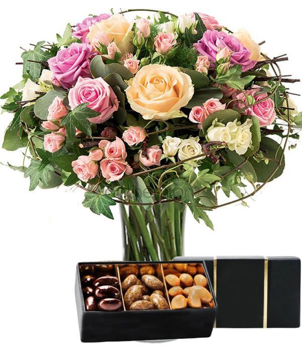 Charming Bouquet with chocolates