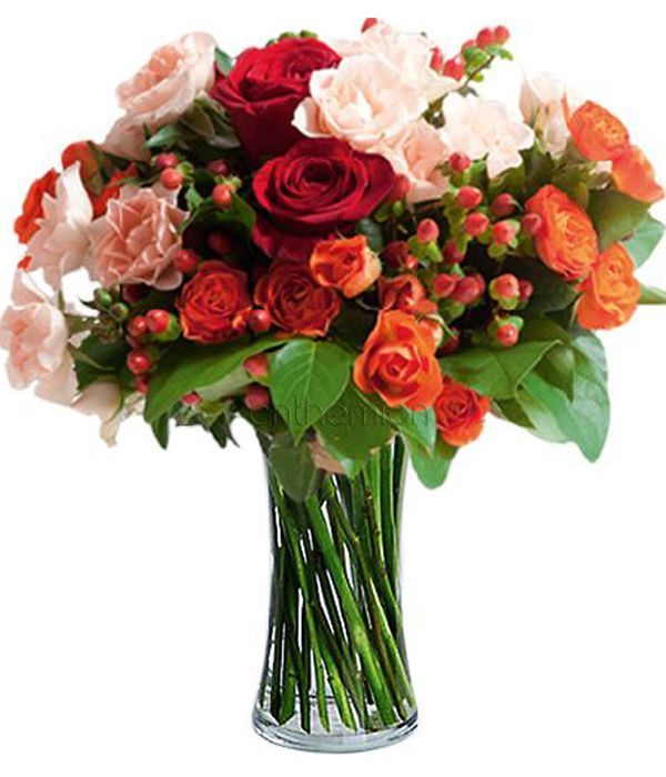 Beautiful bouquet with roses
