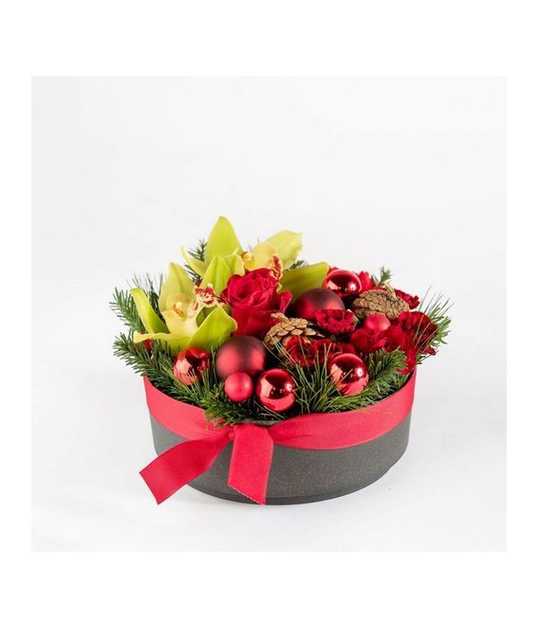 Elegant Christmas arrangement