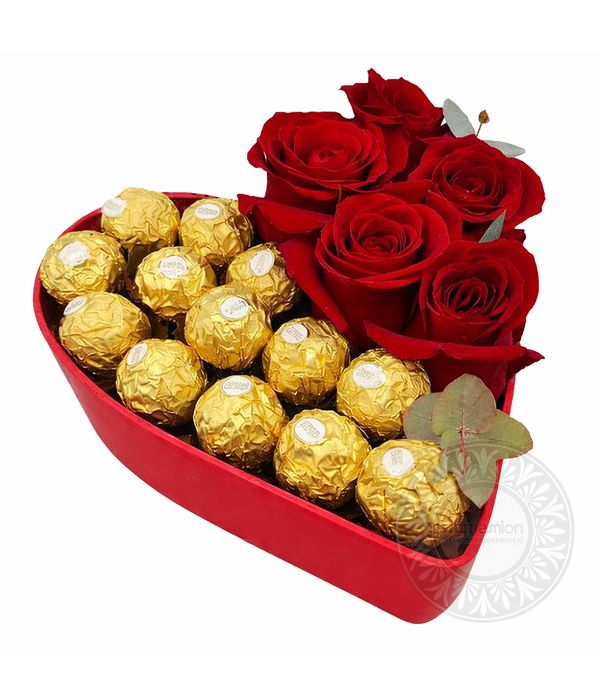 kardia-triantafylla-sokolatakia-doro-agapis-anthemionflowers