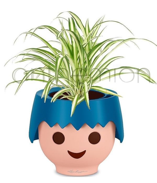 Plant in playmobil self watering pot