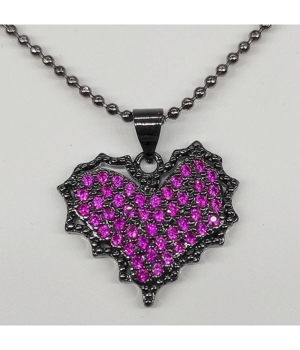 Heart pendant with fuchsia gems