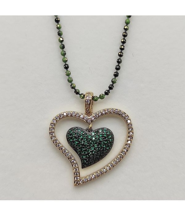 Pendant with green heart and chain with stones
