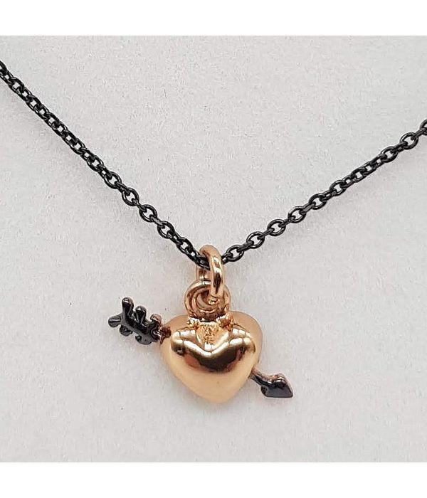 Gold heart pendant with arrow