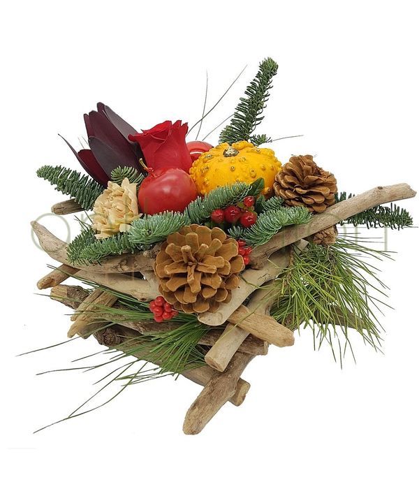 Christmas wooden arrangement