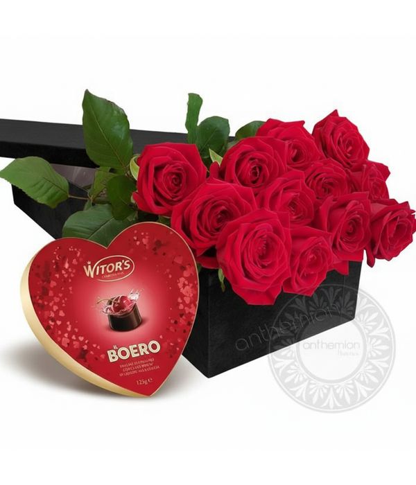 24-kokkina-triantafylla-koyti-dorou-sokolatakia-arkoydaki-agapis