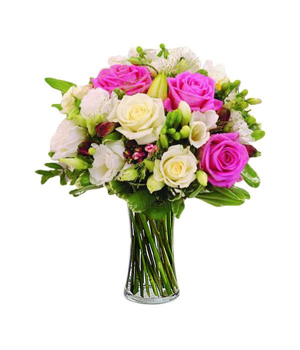 Stylish Bouquet with gorgeous roses