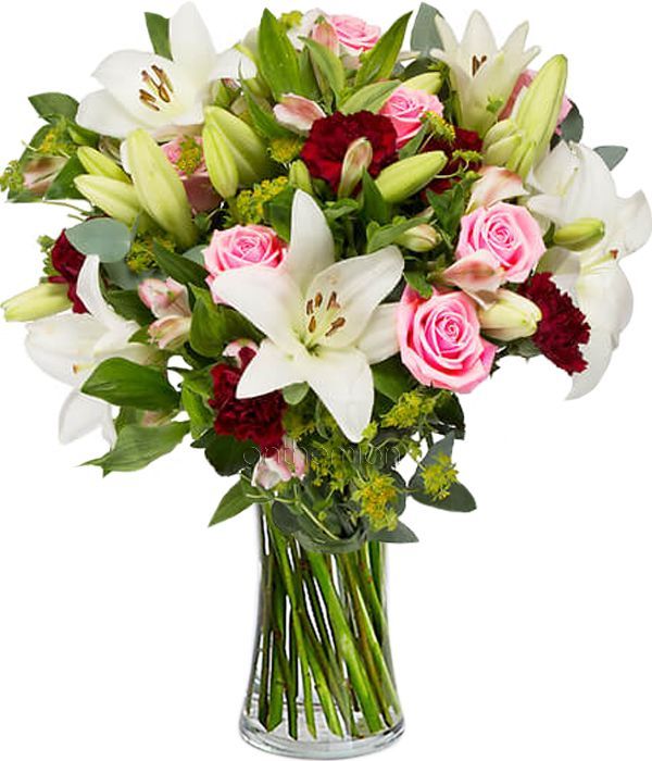 Bouquet with pink and white flowers 