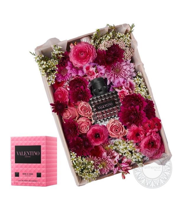 Κουτί με λουλούδια και Valentino Born in Roma Donna Eau de Parfum 30ml