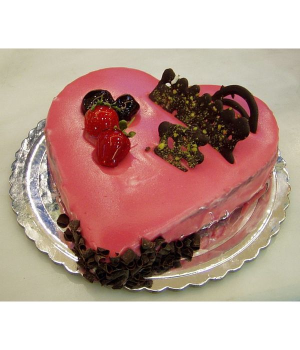 Mixed white and chocolate cake, heart shape