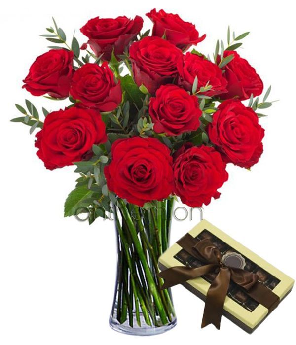 12 κόκκινα τριαντάφυλλα με σοκολατάκια